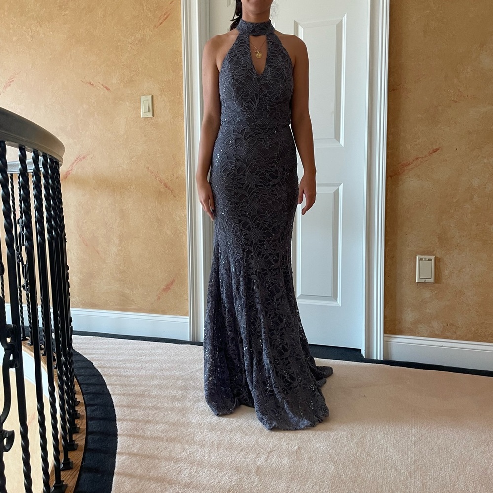 Silver grey long dress. Size 5/6. Worn once - Picture 1 of 2
